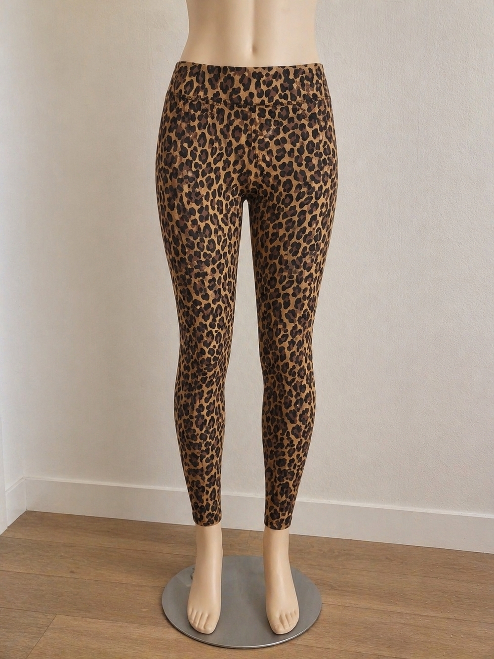 Signature by Levi Strauss & Co. Leopard Print Pull-On Skinny Jeans/leggings Size